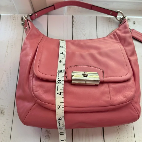 COACH | Pink Kristin Hobo Bag (F22306) - Picture 11 of 14